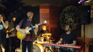 Steven Linne live in Brazil