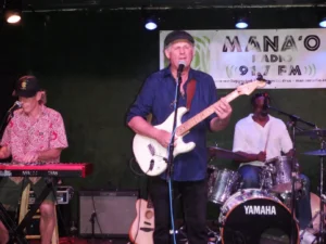 Steven linne live show at radio